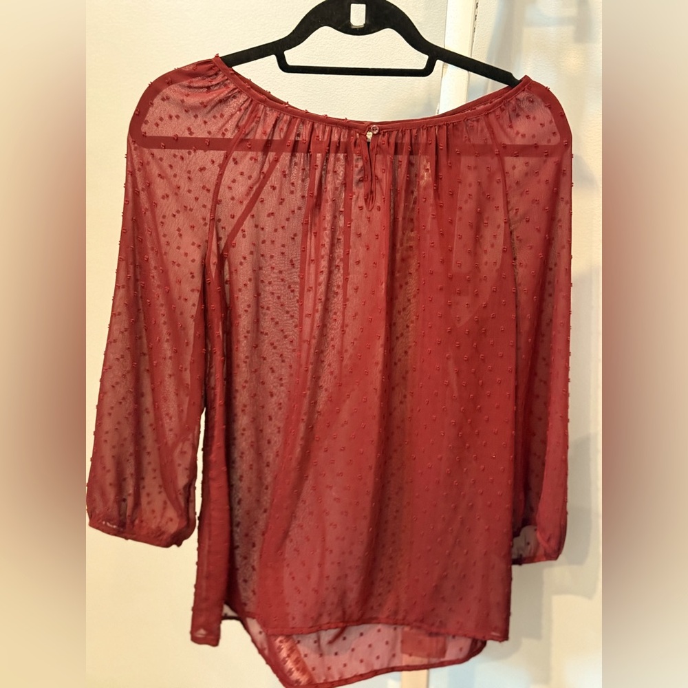 Old Navy wine color Swiss dot top